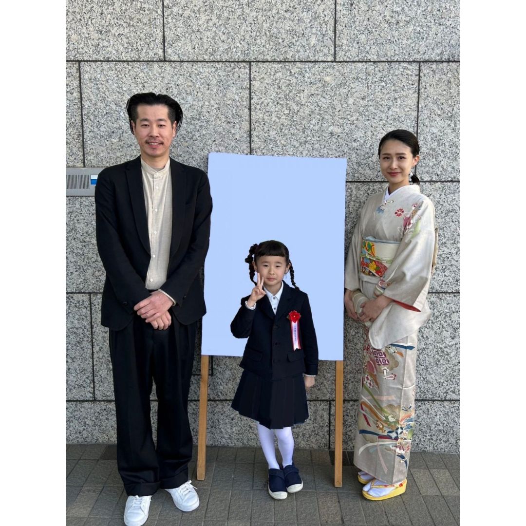 卒園式・卒業式ママのスーツの正解は？マナーからオシャレコーデまでVERY