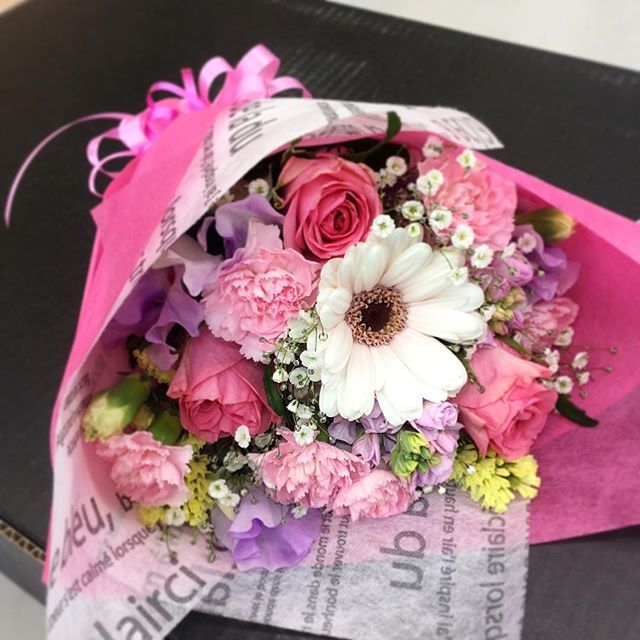 高校生女子の卒業式に贈る花束とその楽しみ方2025 年のリアルなLemon8ユーザー体験