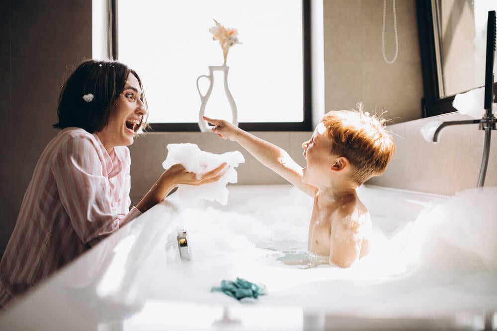 お風呂に入る 女児イラスト無料イラスト・フリー素材なら「イラストAC」