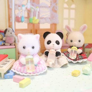 細部までこだわりがスゴイ！ 「シルバニアファミリー」ブーム！大人女子が“シル活”に夢中になる理由 大人 も楽しめる絵本 美容メディアVOCE ヴォーチェ