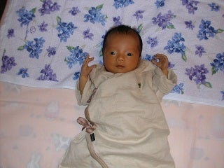 吸啜反射や把握反射はいつまで？赤ちゃんの原子反射を解説新生児育児All About