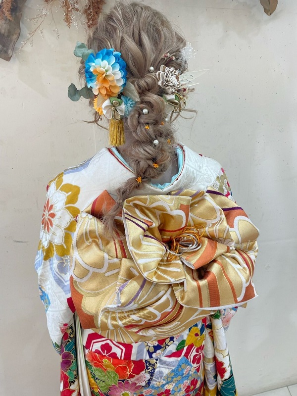 2023年成人式受付スタート 福岡の美容室HAIR M福岡の美容室age