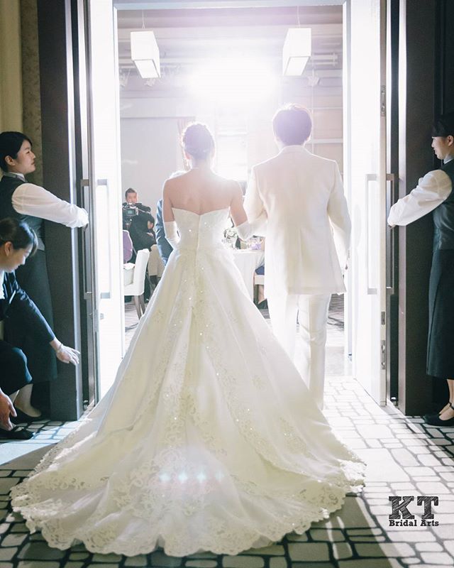 入場シーンの素敵な意味 公式 小さな結婚式