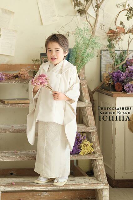 七五三レンタル着物０５１１６ 兜黒羽織金袴フルセット５歳男児着物 着物レンタル「クワシ着物レンタル」