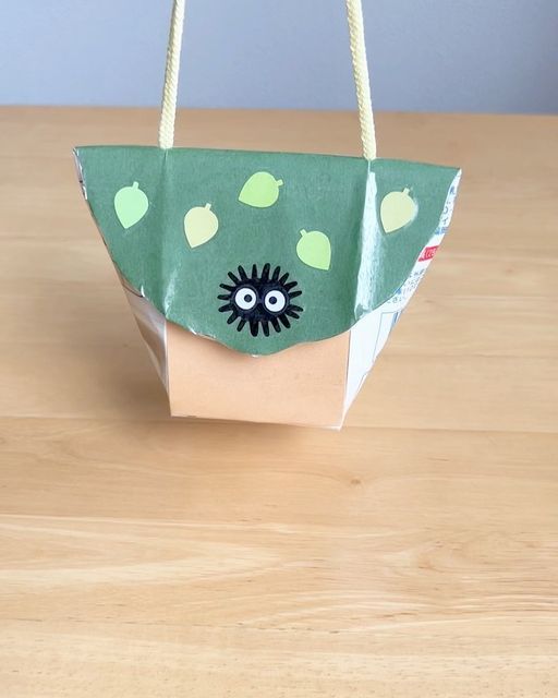 おさんぽポシェットを持ってGO！チコナーサリー 保育園＆ネイルサロン