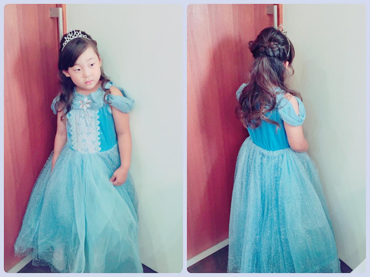 結婚式に行ってきました👗🫧 髪はハーフアップ風にして、花冠💐 嫌がらずにつけれるようになって成長感じた 1歳女の子1歳2ヶ月結婚式お呼ばれお呼ばれコーデベビードレス花冠ベビーヘアアクセサリーベビーヘアアレンジ赤ちゃんコーデママ