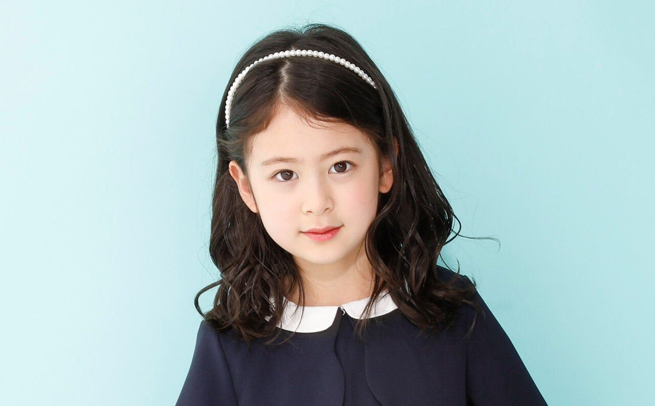 ぶきっちょママの娘ヘア🎀編み込み1本で可愛くダウンスタイルHana _mamaが投稿したフォトブックLemon8