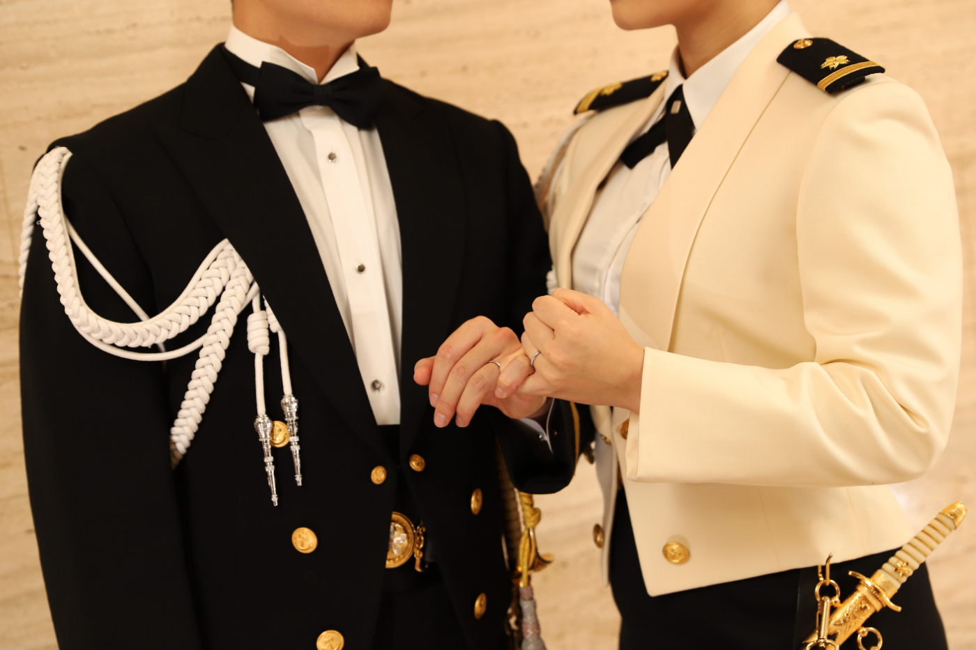 披露宴で、消防レスキュー劇 4 23: ブライダル司会者 恋塚です