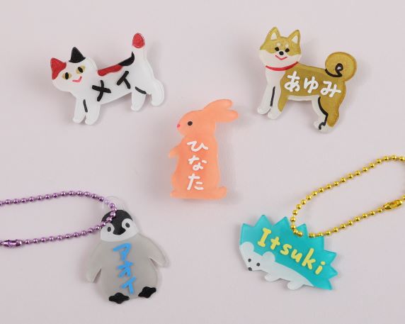 楽天市場 プラバン ちぢみくん B6 夜光 2枚入プラ板 クリア 知育玩具 おもちゃ キット 工作 手作り キーホルダー ストラップ 光る 子供キッズ 日本製 プラ版 知育 玩具 チェーン付き 自由研究 オリジナル 小学生 男の子 女の子: リビングート 楽天市場店