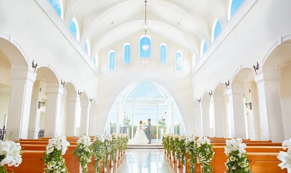 公式チャペルフォトパーク大阪・大聖堂でフォトウェディング前撮り