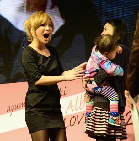 赤坂電視台：山内あゆ 3 キャスター陣も企画を提案毎日新聞