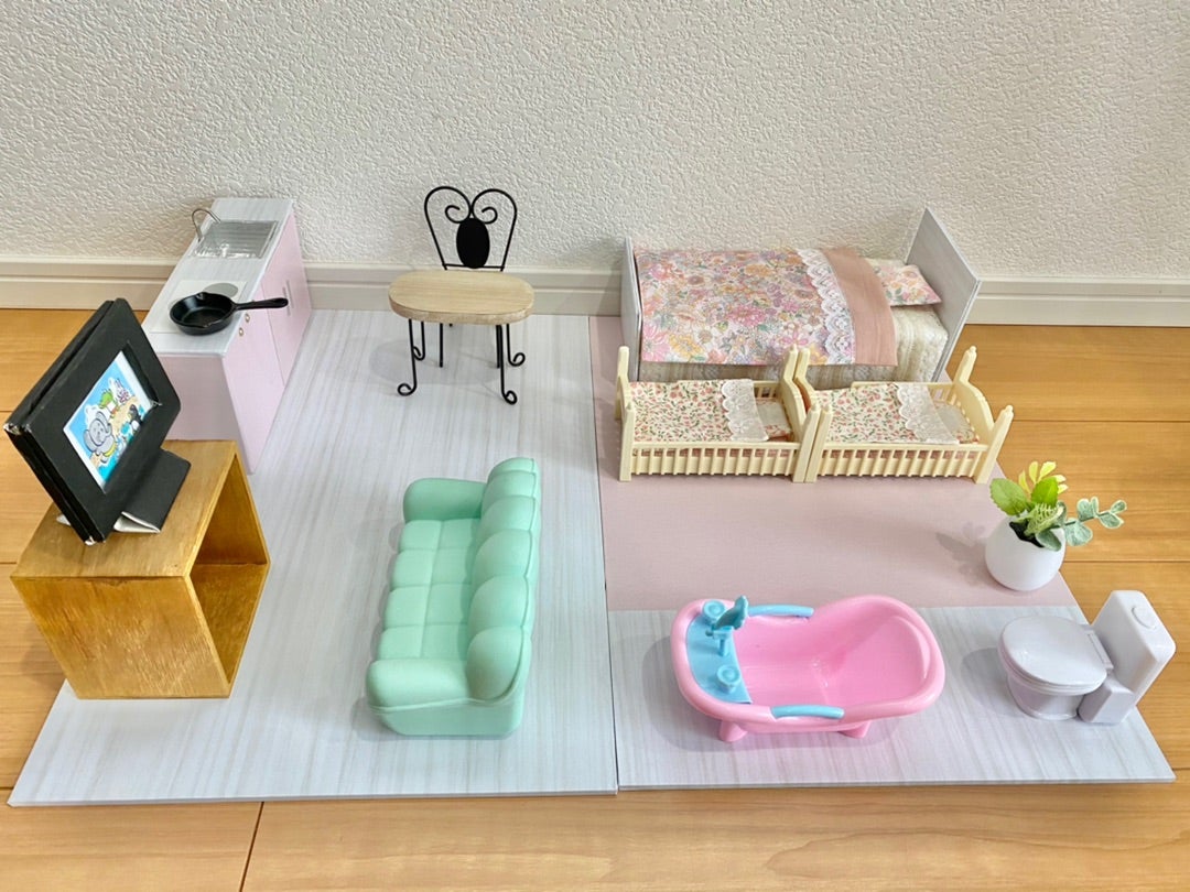 Amazon.co.jp: HILIROOM HILIROOM 木製人形 2段ベッド 人形家具 おもちゃ 2段ベッド はしごと枕2個付き18インチの人形にフィット 子供と幼児用ホワイト: おもちゃ