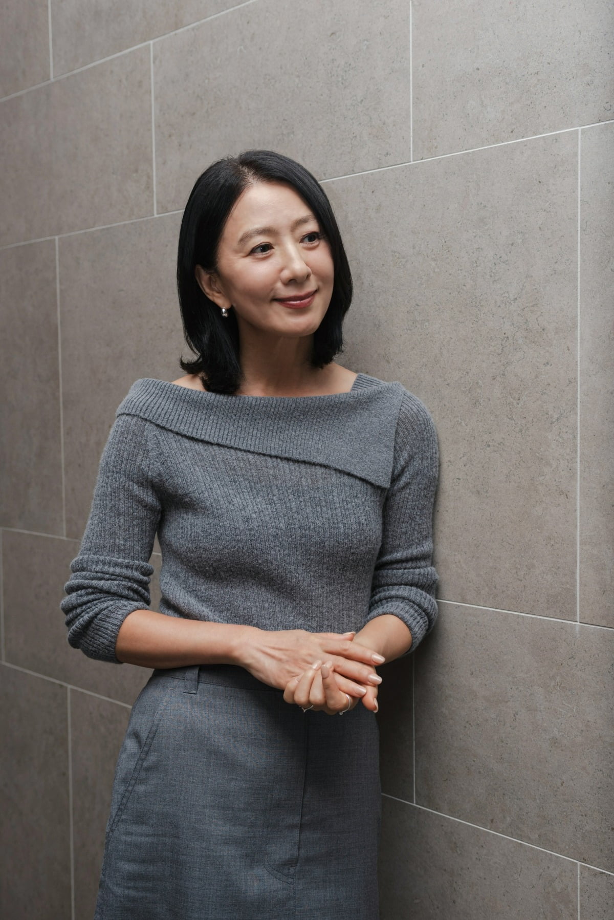 キム·ヒエが母親とのレビューカカオトークを公開した。俳優のキム·ヒエ が22日、自分のSNSを通じて母親と交わしたカカオトークの会話を公開し、注目を集めた。キム·ヒエは「お母さんが私のお金で買った『普通- MK