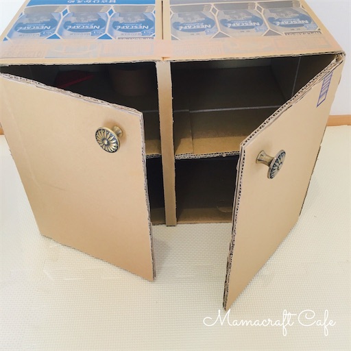 他の投稿も見る▶︎ @baby_chiikulab, @non_mitemiteさんの投稿をご紹介します✨,＝＝＝＝＝＝＝＝＝＝＝＝＝＝＝＝＝＝＝＝＝＝＝＝＝, @non_mitemite ＼牛乳パックの手作りおままごとキッチン , ⁡,昨日のリールでおままごとキッチン, 気になってなってくれた人が多くて, 嬉しかったので紹介しますね🫣💓, ⁡, このおままごとキッチンは ,