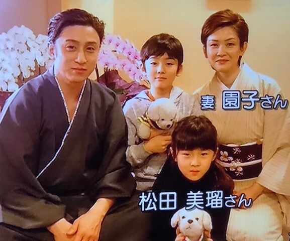 12月は家族みんなで新国立劇場へ行こう！ クリスマスの定番・バレエ「シンデレラ」＆演劇「かがみのかなたはたなかのなかに」新国立劇場 演劇