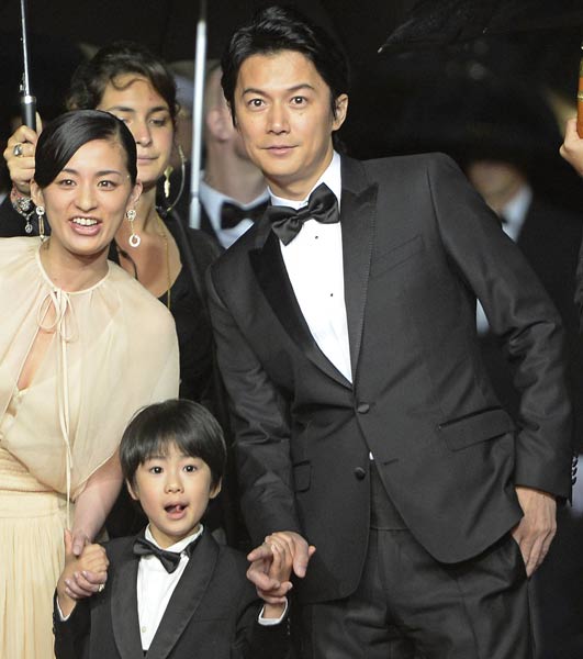 福山雅治、怒りのラジオ 写真誌が子供の写真掲載「一線どころか随分越えている」 - サンスポ