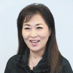 女優・古村比呂「子どもには弱い自分を見せることができた」がん闘病中に支えられた息子たちの言葉 Yahoo!ニュース オリジナル Voice