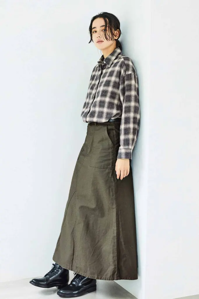 親子遠足のママコーデ 季節・天候別の服装の正解は？便利なアイテム集もVERY