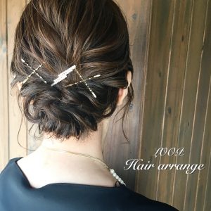 短めボブのまとめ髪 七五三にも！簡単にできて新鮮な「横くるりんぱ」VERY