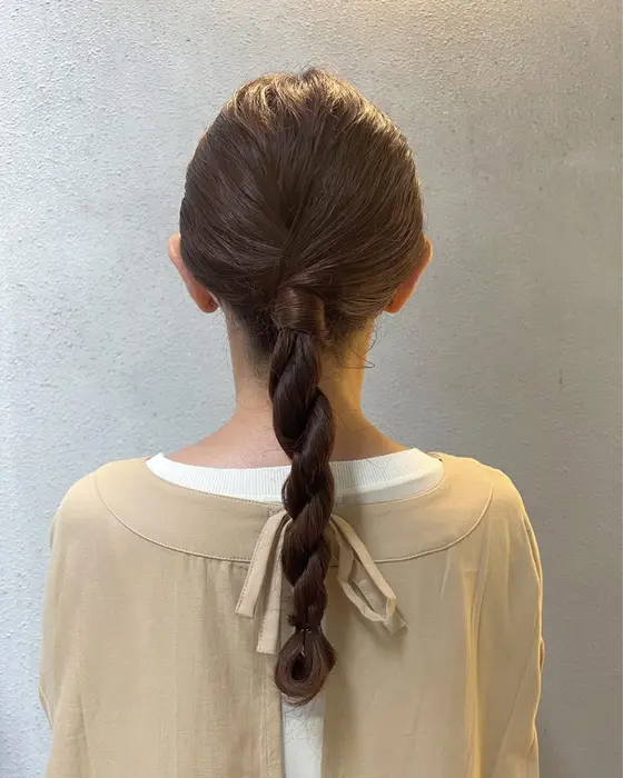 １分でわかる！くるりんぱでできる簡単ギブソンタックアレンジ☆Way's小屋侑大 - YouTube