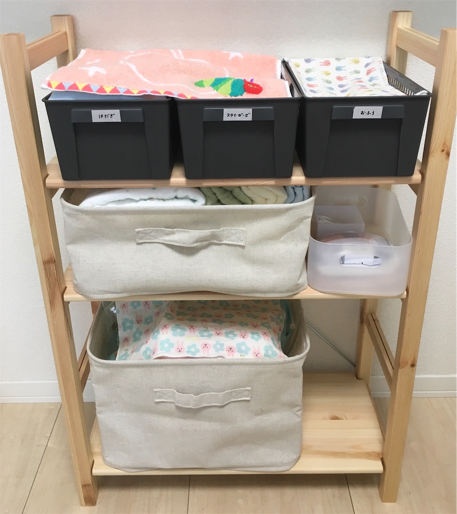 百均でそろう！出し入れしやすいベビー服収納アイデア3選