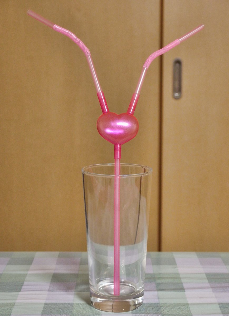 ダイソー ハート型のストローがかわいすぎる♡しかも100円なのに30本入りでお得♪