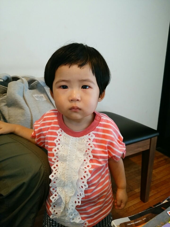 ショートマッシュ 女の子豊中市・桃山台の美容室・ネイルサロン onico オニコキッズルーム完備