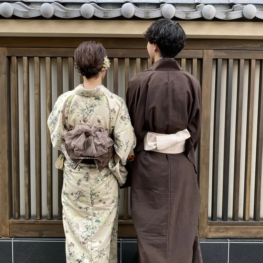 映える！かわいい！浴衣フォト✨ 夏といえば浴衣！！✨ 浴衣を着て夏祭りや観光を楽しみたいですよね💕 とってもカワイイ浴衣だから素敵な 浴衣フォトを残したい ！ ぜひ参考にしてください🌟 @maaaare95 @momoka__0310 @mogmog__04 _hiro.26@ayaka_2.14 素敵なお