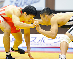 全日本選手権優勝選手男子フリースタイル66kg級・米満達弘 拓大– 拓殖大学学友会