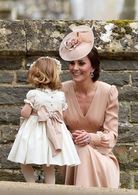 キャサリン妃の妹ピッパ・ミドルトンが第3子を妊娠中、膨らんだお腹を披露ハーパーズ バザー Harper's BAZAAR 公式