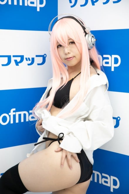 コスプレビフォーアフタ― アーカイブ】毎週更新！ 美人レイヤーの“素顔”大公開 24ページ目