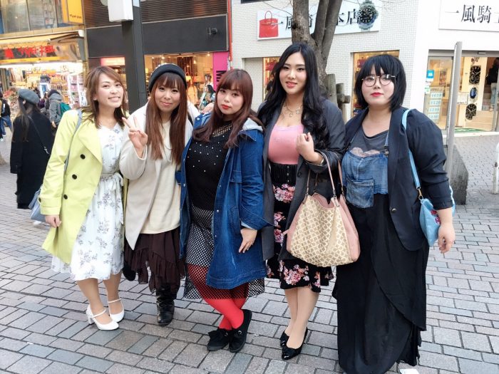 街コンに女性が着ていくべき服装ガイド イラストで解説 「マイナビウーマン」