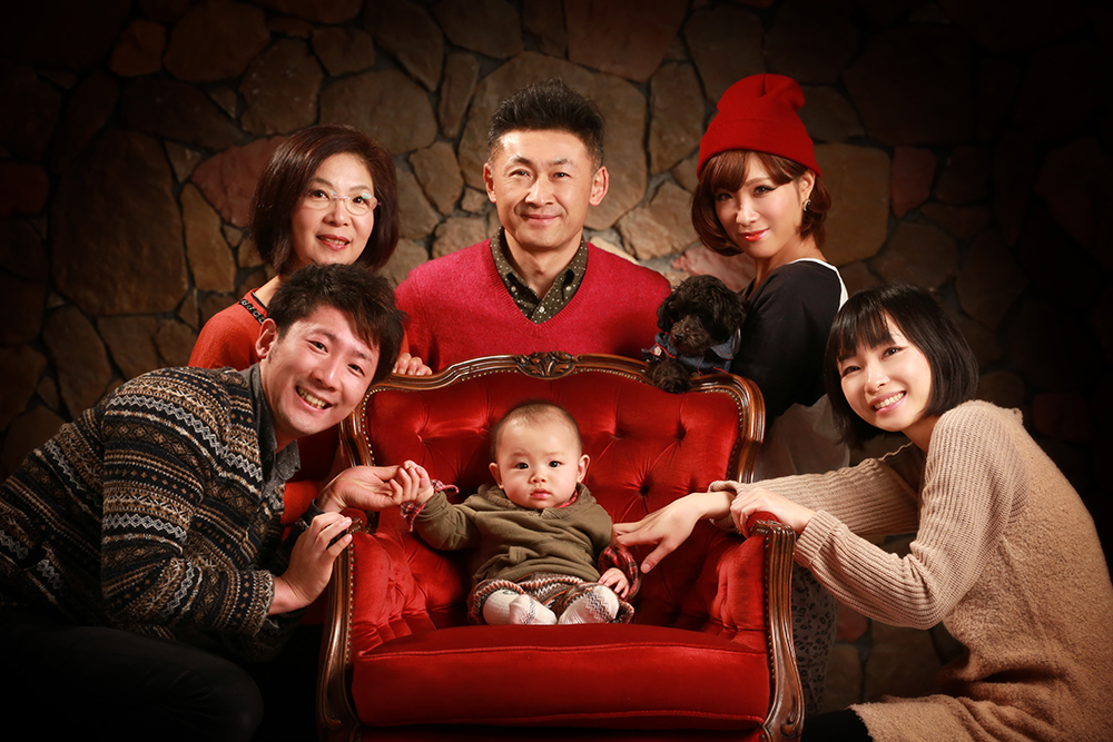 おしゃれな家族写真の構図8選実際に出張撮影カメラマンしてもらった写真を大公開