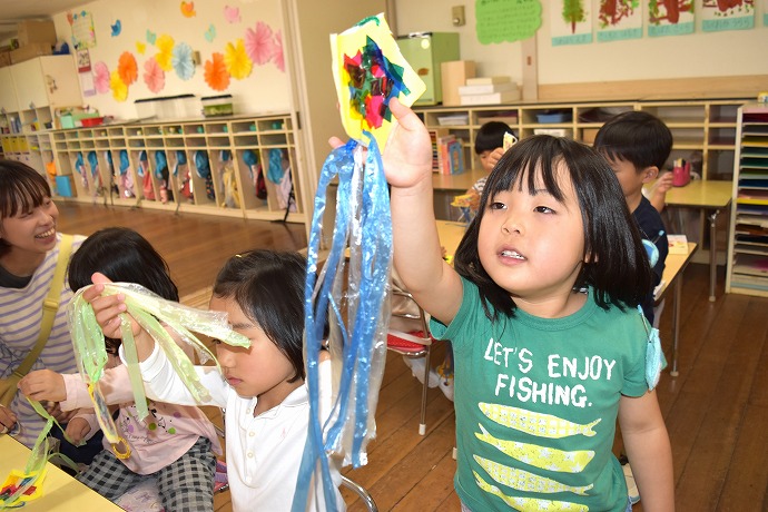 choooboo ⇦他の投稿はこちらから！ 今まで投稿してきた七夕飾り🎋 今年の七夕飾りはスイカが多かったです😆🍉作り方は全てリールにありますので、 是非ご覧ください✨7月製作 七夕製作 七夕飾り 七夕飾り製作 保育園 保育士 幼稚園 幼稚園教諭 七夕 七夕会 折り紙遊び