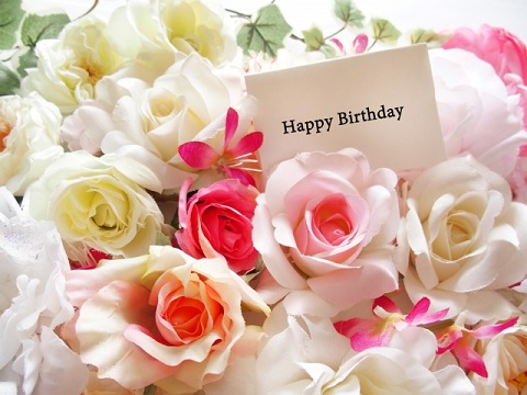 ハッピーバースデー☆英語で伝える誕生日メッセージ まとめ– YOLO-ヨロ