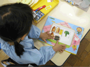 御池台こども園からのお知らせ » Blog Archive » 3歳児 にじぐみ 製作「お弁当づくり」11 13