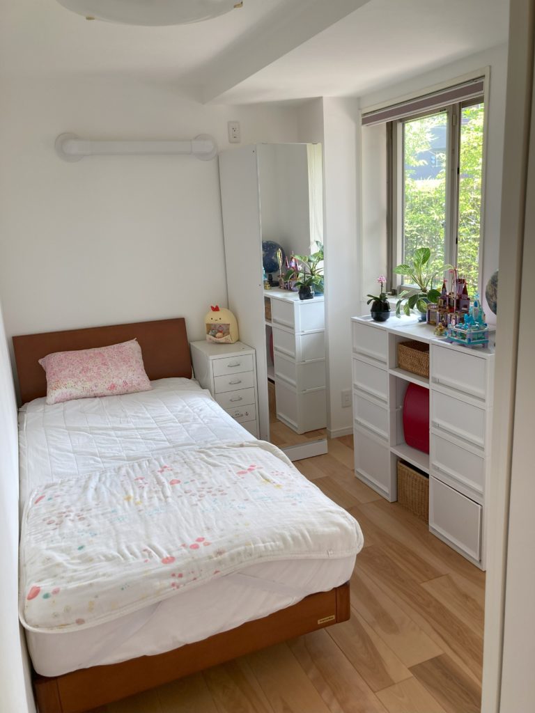 狭い子供部屋に! 4.5畳のベッドレイアウト。中学生頃のアイデア術