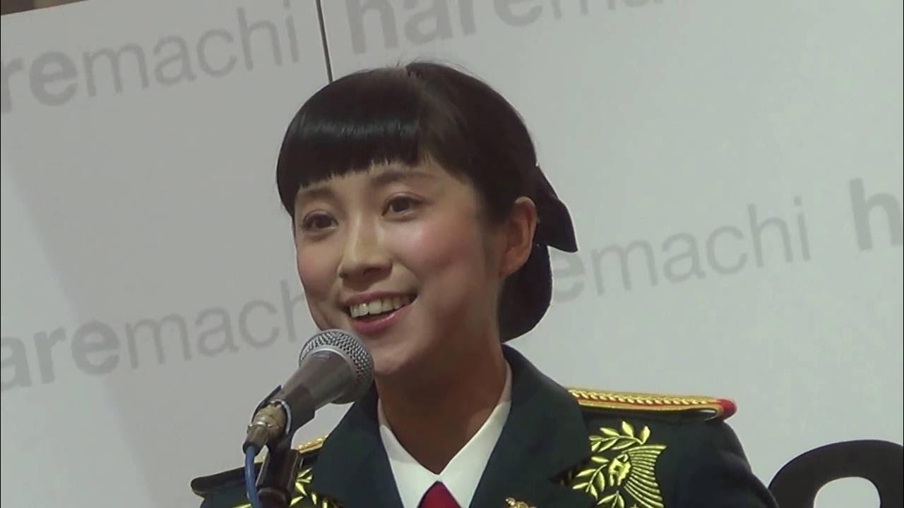 陸自の「歌姫」の素顔とは ぽっちゃりキャラにときめく天然系 1 3ページ- 産経ニュース