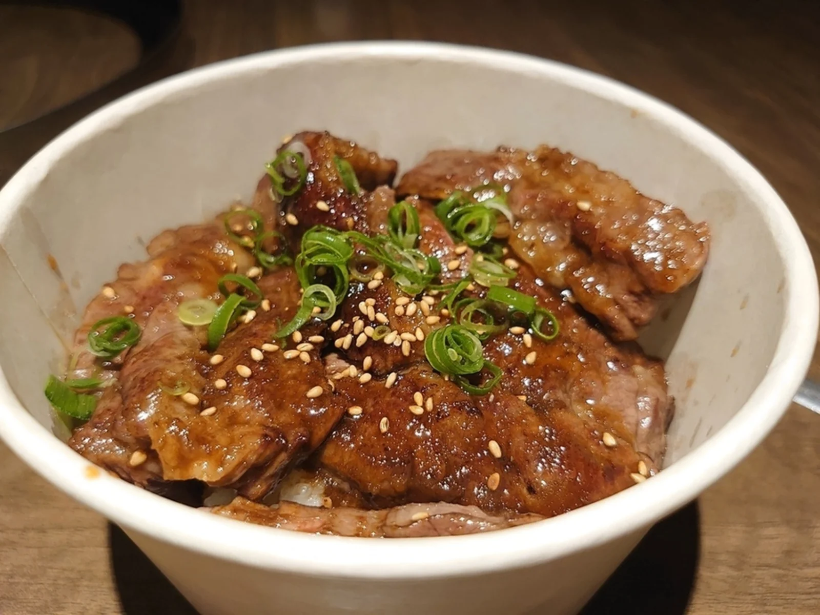 iyashimbow (焼肉工房いやしん坊)