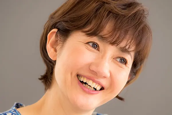 女優 古村比呂さん がんも離婚も、3人の息子にすぐに伝えました東京すくすく