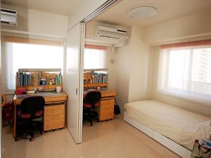 子供部屋間仕切りレイアウトのアイデア！エアコン1台。パーティションでゆるやか間仕切り名古屋の子供部屋リフォーム こどもベア