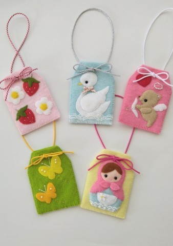 フェルトで簡単！手縫いで作る 合格だるま・無事カエル・招き猫 のお守り手作りレシピクロバー株式会社