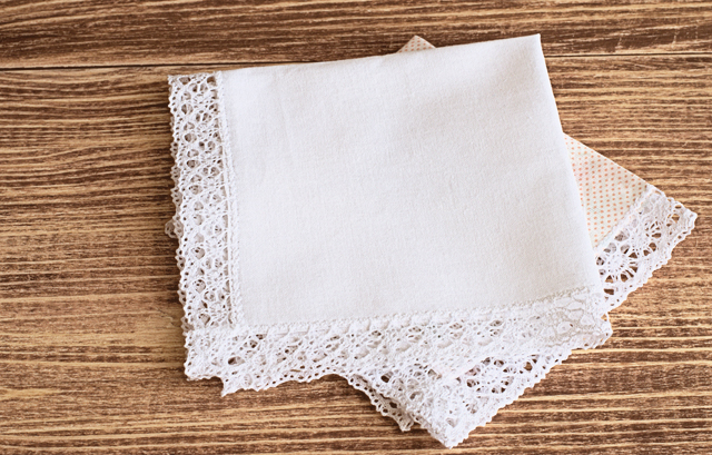 コスパ最高 1,000円以内で買える「無印」のブライダル刺繍ハンカチ - ハワイ好きWEBメディアWe Life Style