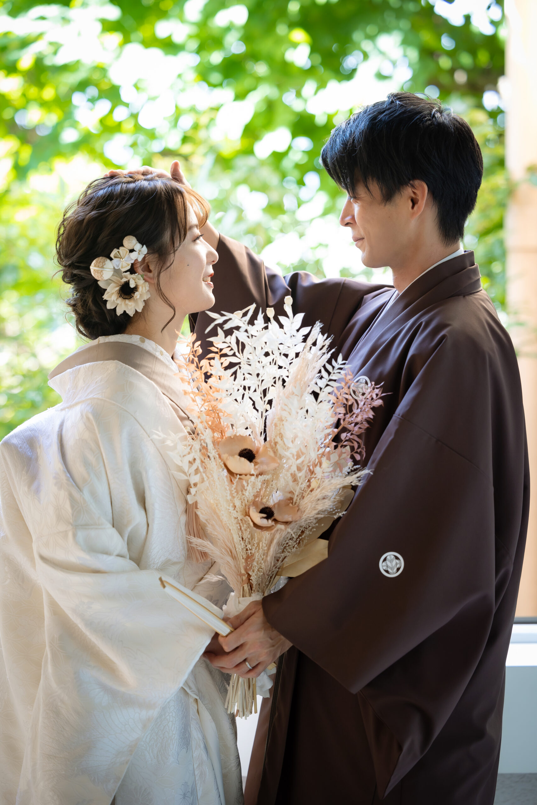 TIG studio簡単に真似できる❕ 可愛いセルフフォトポーズ集‪‪❤︎‬ 通常料金¥33.000- 税込TIGDRESS花嫁様には¥22.000- 税込 でお安くご案内できます🎶 プランに含まれるもの🍀 ・ドレス、タキシード ・アクセサリー ・お下着・撮影備品 ・ブーケ、ブートニア‬