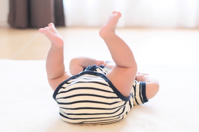 久しぶりの助産院勤務 今朝生まれた赤ちゃんの足、しわしわがまた可愛い