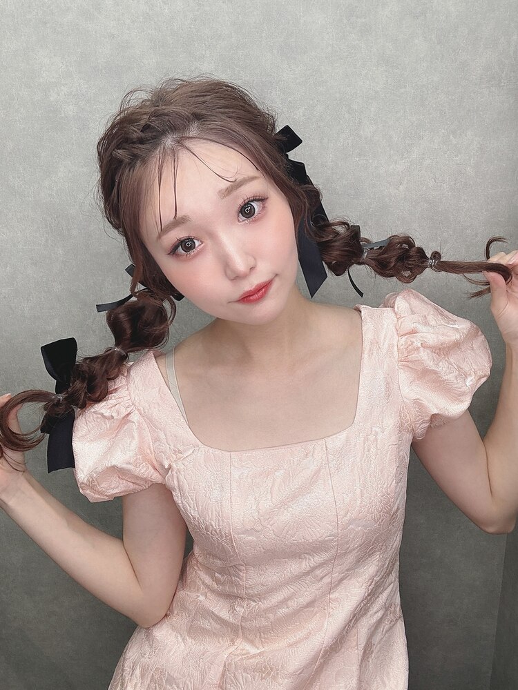 22 件の「ヘア」のアイデアを今すぐ保存ウェディング ヘアスタイル、結婚式 髪型、ブライダル 髪型 など