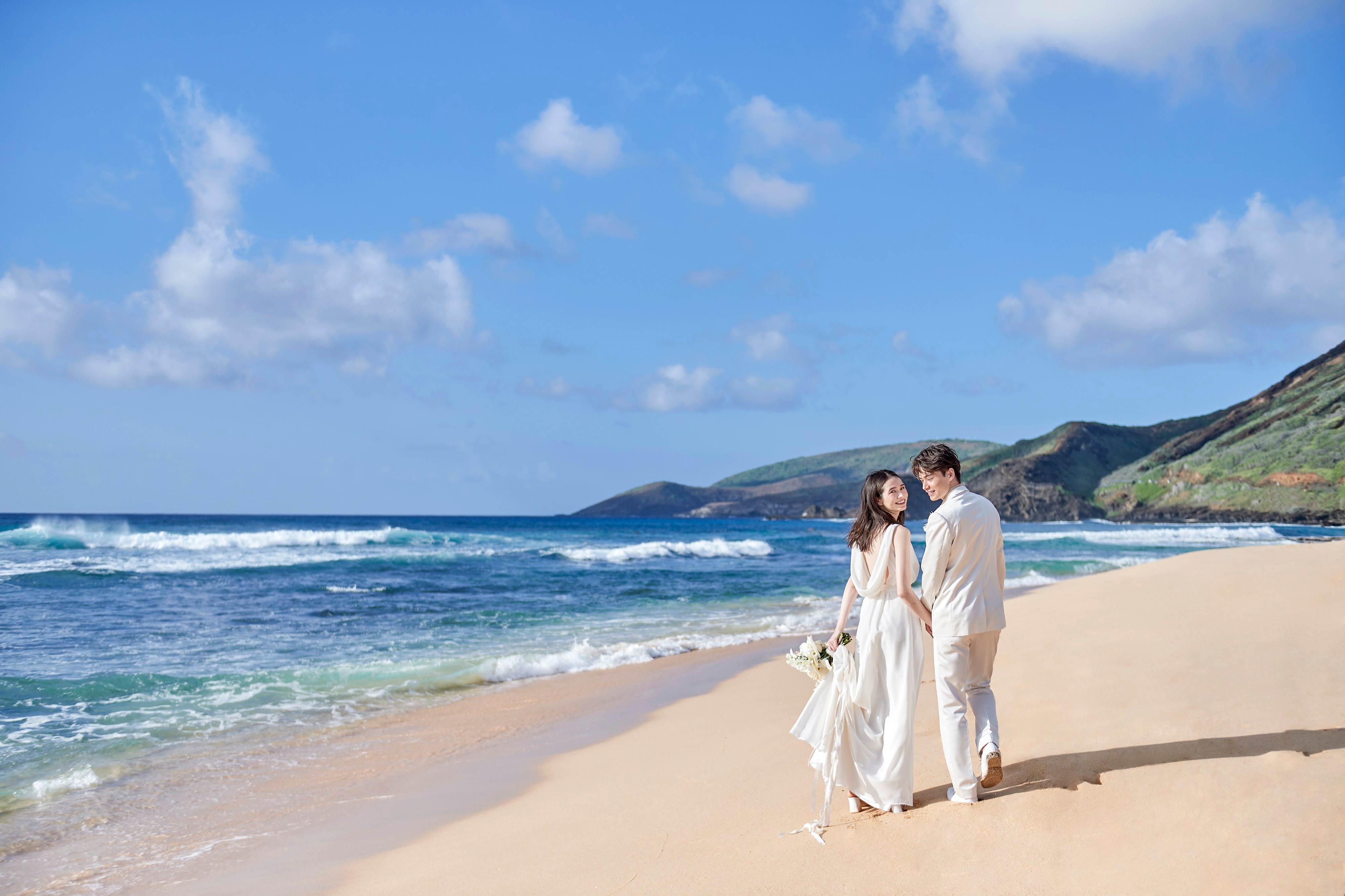 ハワイで親族のみの結婚式を挙げる費用は？衣装やお車代のポイントハワイ結婚式・挙式専門のファーストウエディング