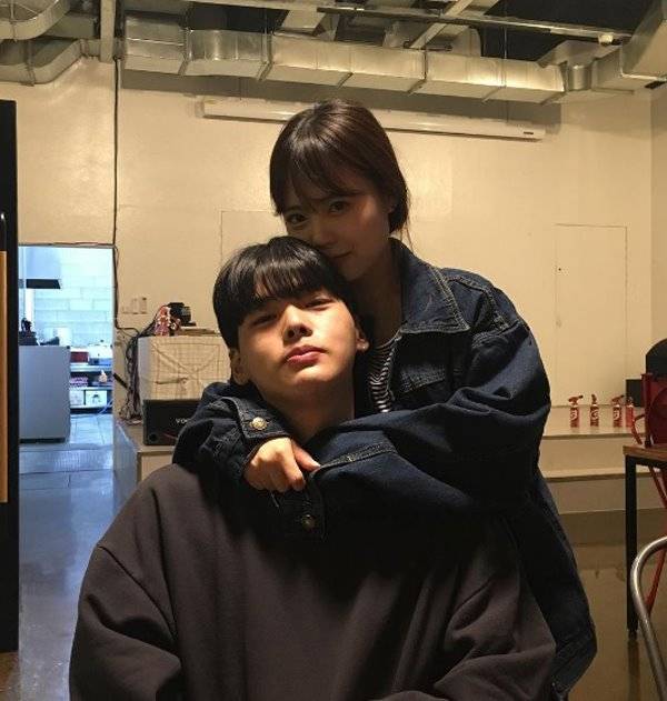 試着室の隣でイチャイチャするカップル→微笑ましく思うも “気分が急降下”したワケTRILL トリル