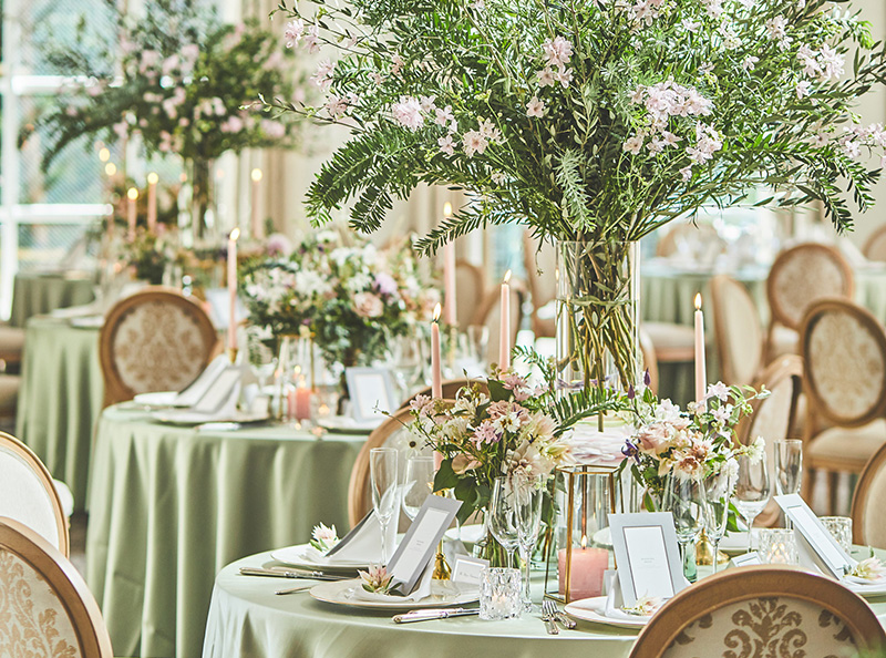 wedding⭐︎ホワイト×パープル×ブルーの爽やかな装花♪結婚式結婚式コーデウェディング装花ウェディングフラワー高砂装花高砂装飾高砂ナチュラルウェディングナチュラルフラワー 披露宴披露宴会場コーディネート披露宴会場結婚式装飾結婚式装花