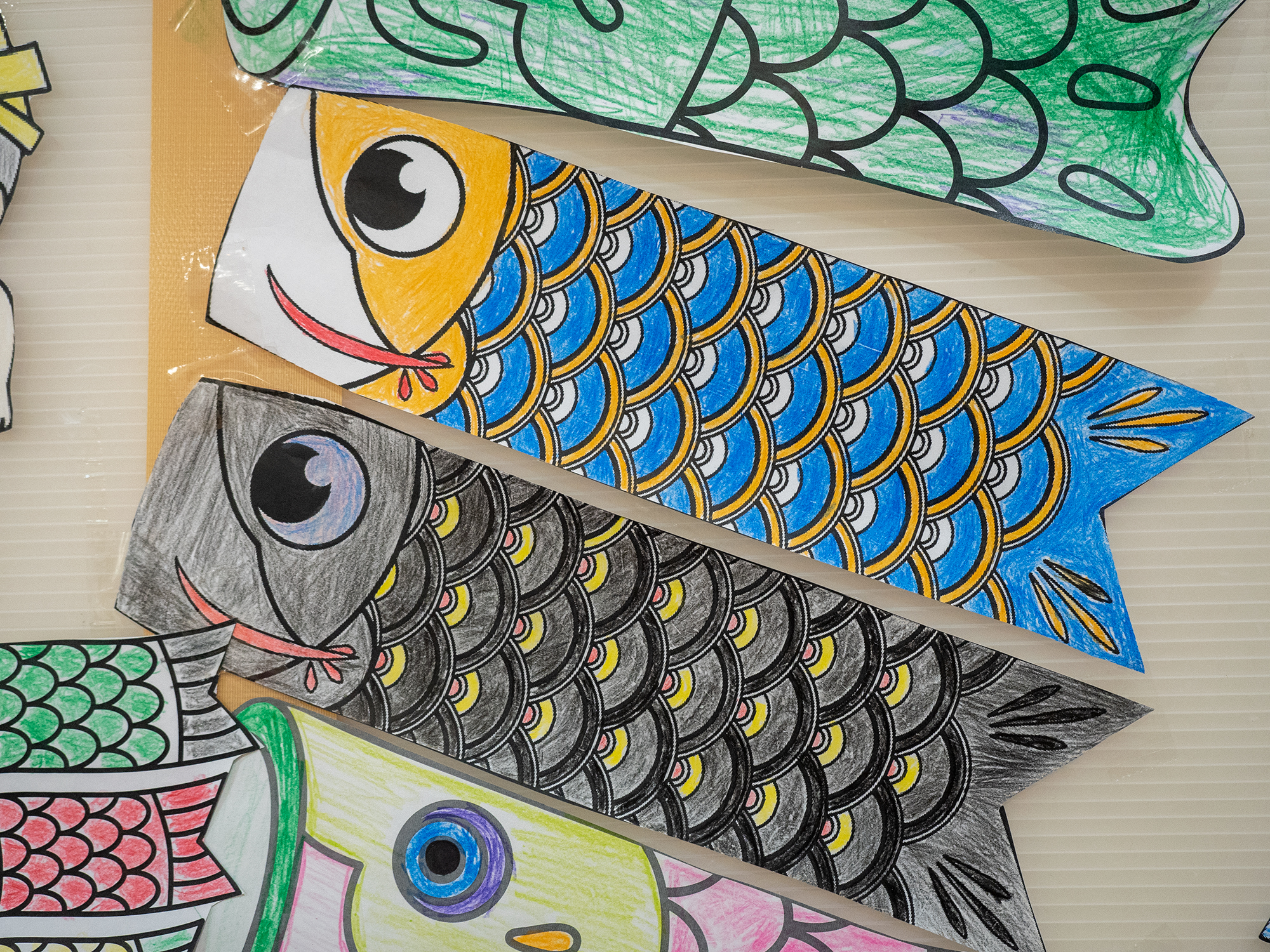 輪飾り工作ネタ 輪かざりでこいのぼり！Carp streamer with ring ornaments ５月壁面飾り高齢者レク OT デイ 保育DIY おりがみ origami 創作 簡単- YouTube